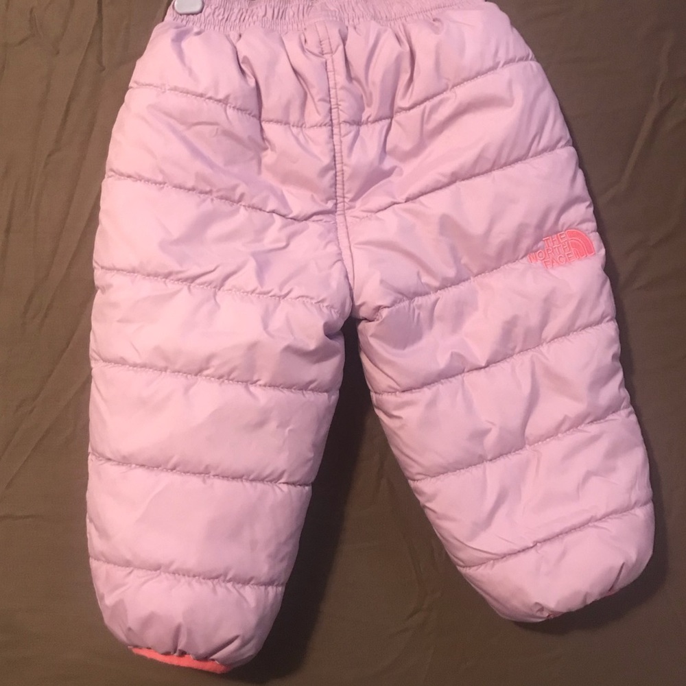 Infant girl’s Northface Snowpants (6-12months)
